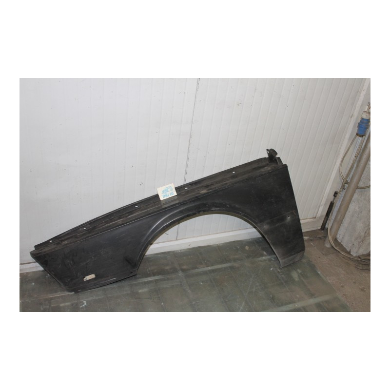 BMW 520 FRONT LEFT FENDER