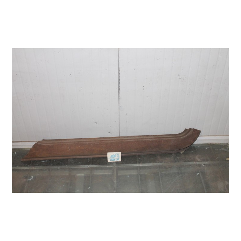 500  RIGHT DOOR-SILL  SHORT TYPE