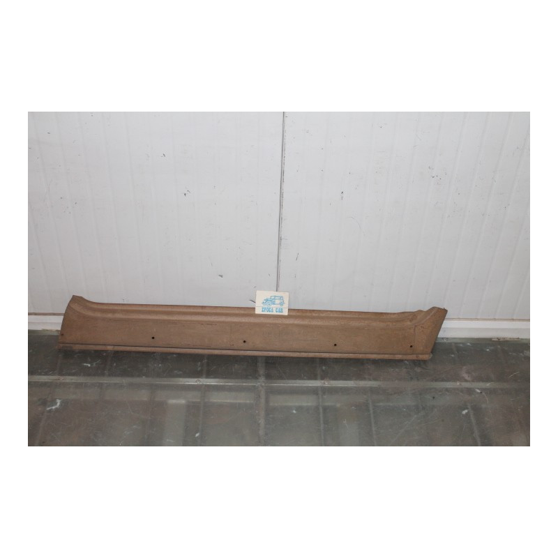 500 F-L  RIGHT DOOR-SILL  SHORT TYPE