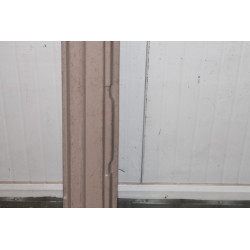 1100 D  LEFT DOOR-SILL