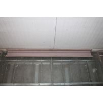 1100  103    SOTTOPORTA DX