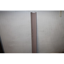 1100  103    SOTTOPORTA DX