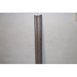 1100  103     RIGHT DOOR-SILL