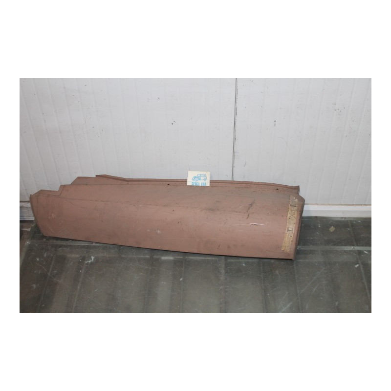 1100 103 1°S.  UPPER FRONT RIGHT WING/FENDER
