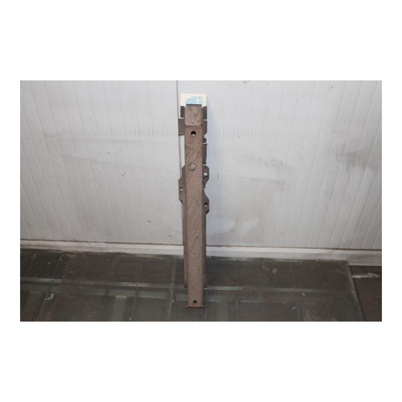 1100 R  RIGHT SIDE MEMBER