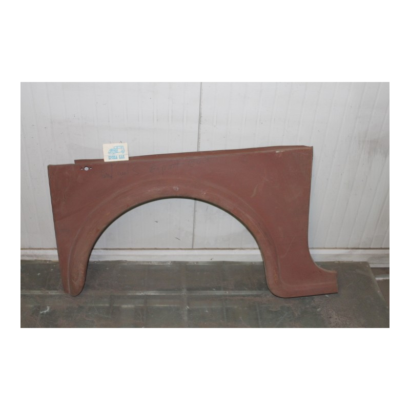 1100 SPECIAL  LEFT FRONT FENDER