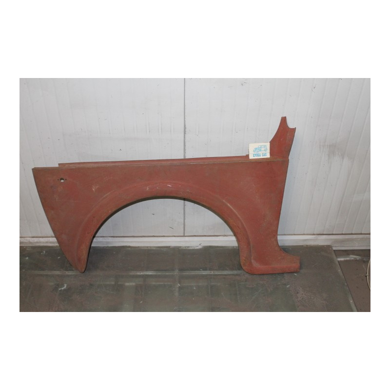 1100 D   LEFT FRONT FENDER
