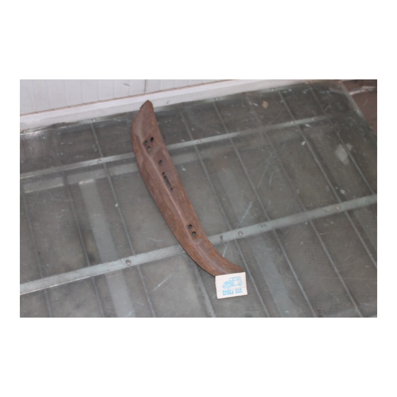 1100(?)    BATTUTA PORTA  (POSTERIORE DX ?)