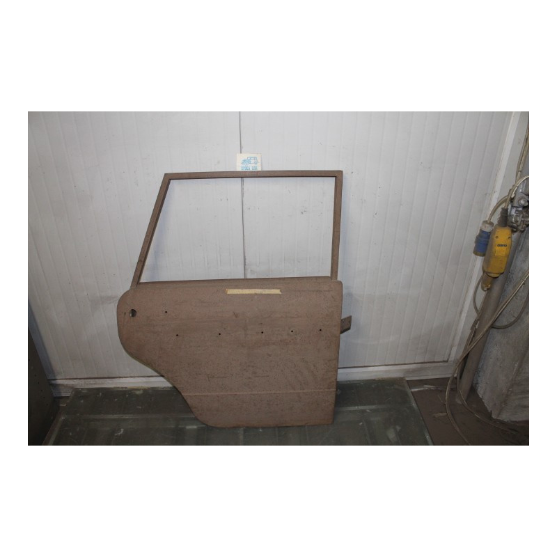 1100 R FAMILIARE(SW)   REAR RIGHT DOOR   ...55118