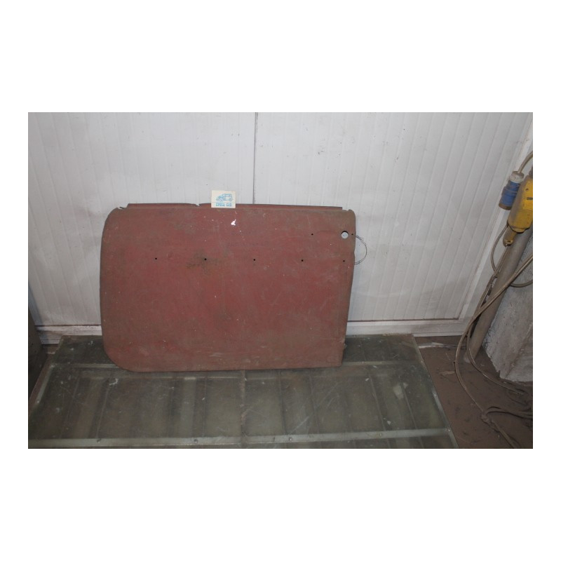 1100 D  FRONT LEFT DOOR ( SKIN ONLY )