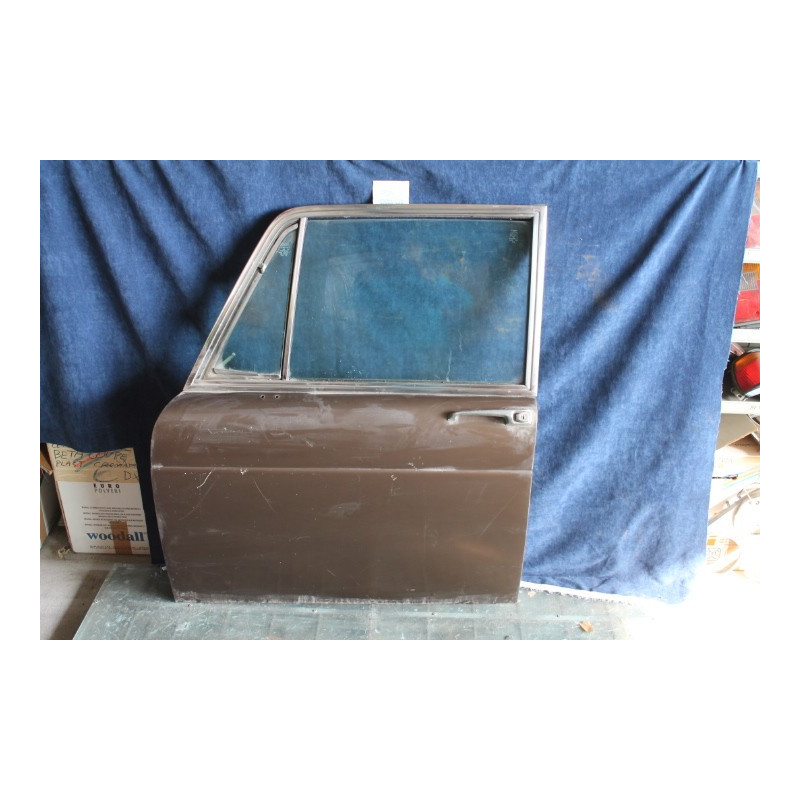 LANCIA 2000 BERLINA     USED FRONT LEFT DOOR