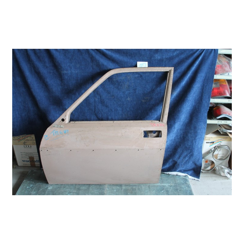 BETA TREVI   FRONT LEFT DOOR  95510679