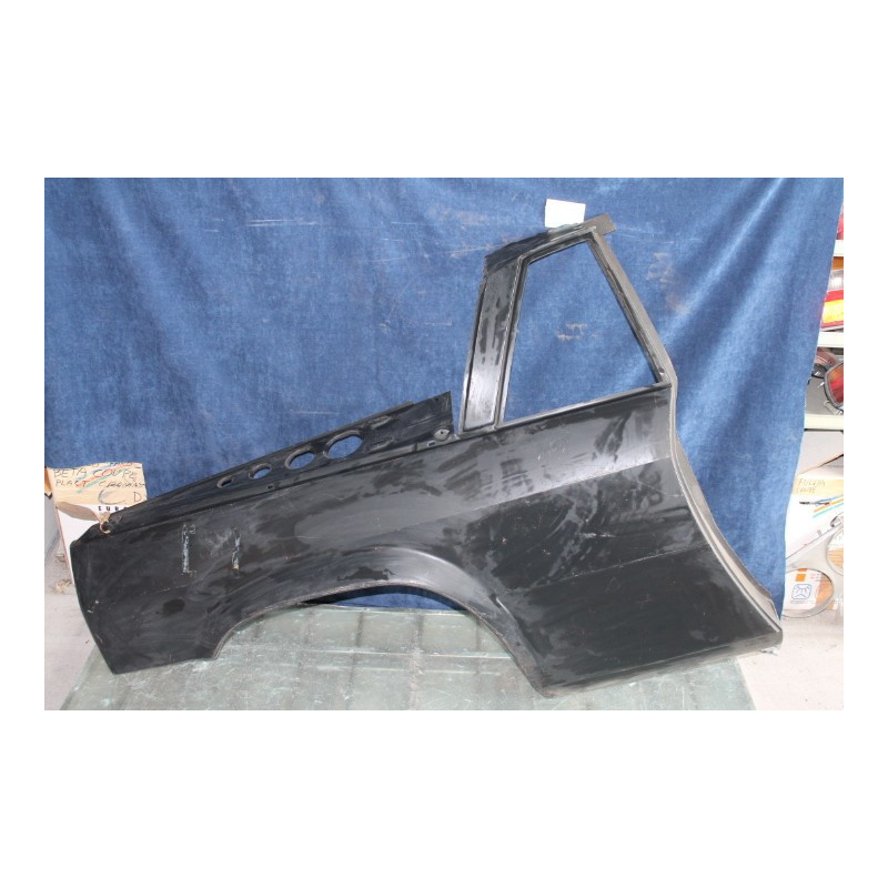 BETA MONTECARLO   REAR RIGHT FENDER   82325675  ( CODE HANDWRITING )