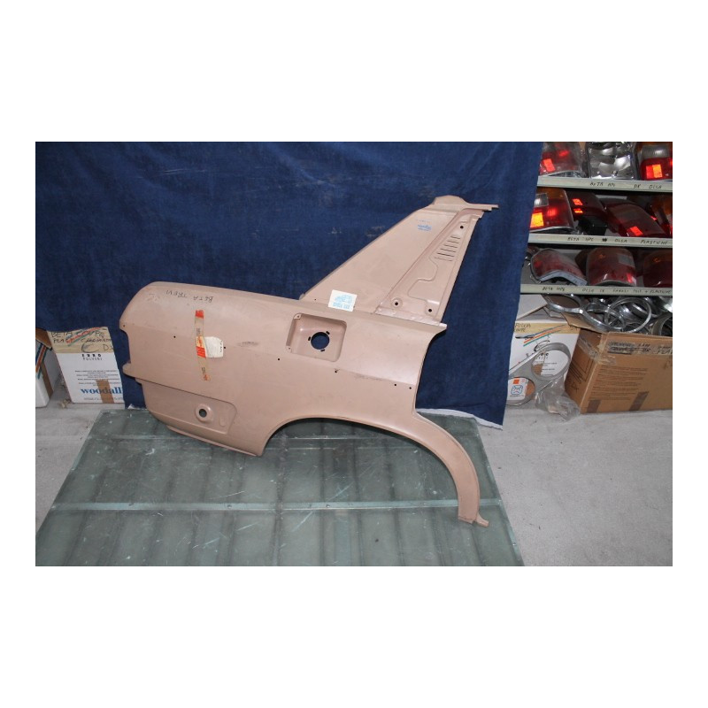 BETA TREVI     REAR RIGHT FENDER  82403623