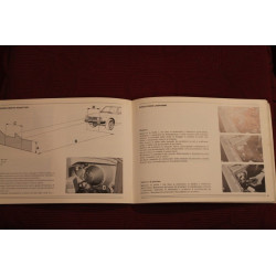 ALFETTA 2000       USE AND SERVICE BOOK (1977)