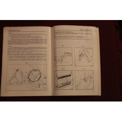 TRIUMPH  SPITFIRE 1500     USE AND SERVICE BOOK (1976) IN ITALIAN