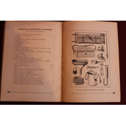 ESARO'   AUTOCARRO MILITARE    LIBRETTO USO E MANUTENZIONE (1° EDIZIONE 1944) buono stato
