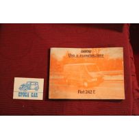 242 E     USE AND SERVICE BOOK (1° EDITION 1980) cover a little dirty, inside good