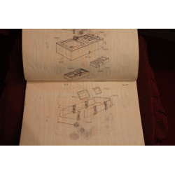 900 T  SHANGO   CATALOGO PARTI DI RICAMBIO (1° EDIZIONE 1969) mediocri condizioni, macchie e aloni diffusi.