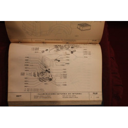 697 T     CATALOGO PARTI DI RICAMBIO (3° EDIZIONE 1976) buono stato (alcuni segni in copertina)