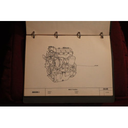 ENGINE  8035-1    SPARE PARTS CATALOGUE  good condition (cover with little defect)