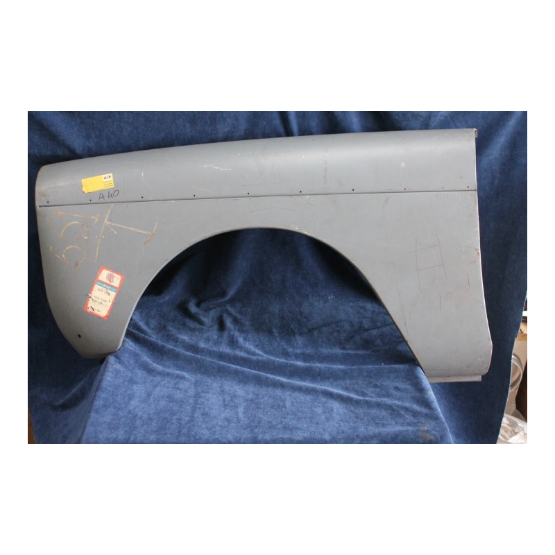 A 40    ORIGINAL FRONT LEFT FENDER  31253117