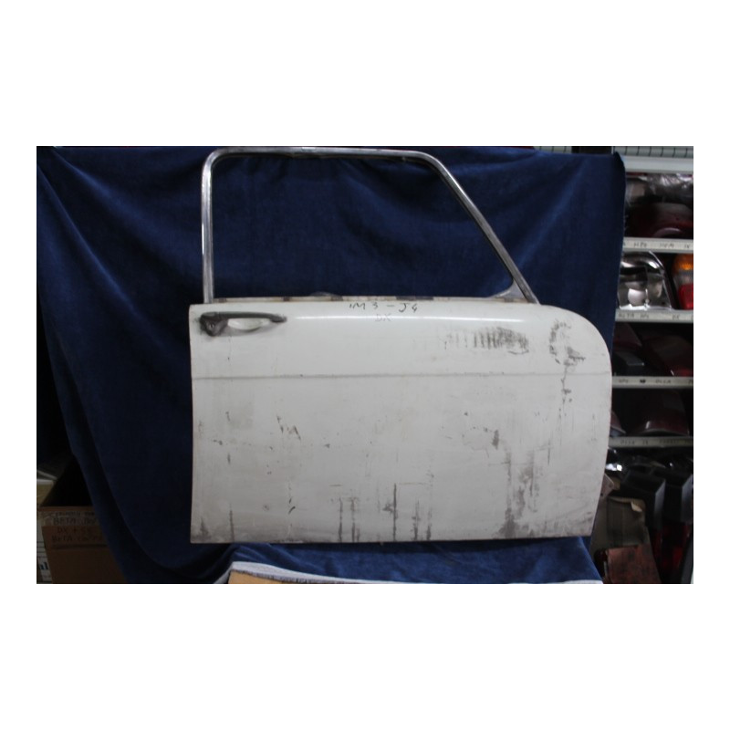  I M 3 / J4    USED FRONT RIGHT DOOR