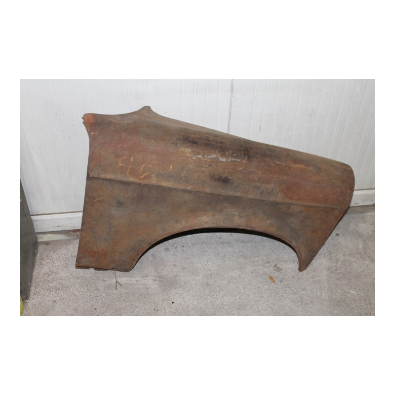 FRONT RIGHT FENDER